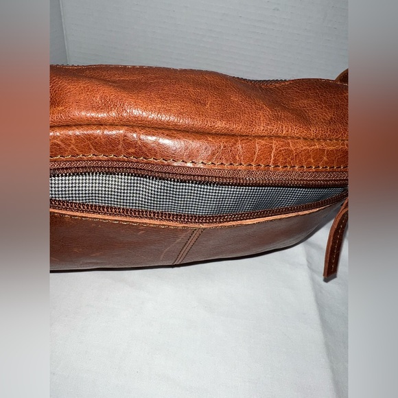 🔥🔥🔥 Spikes & Sparrow Genuine Leather Waist Belt Bag HANDS FREE Brandy New - Picture 6 of 14